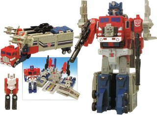 Illustration for article titled The Best Optimus Prime Transformers Figures